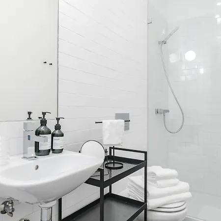 Casa Boma - Modern And Stylish With Private Terrace - Lapa Iv Lissabon